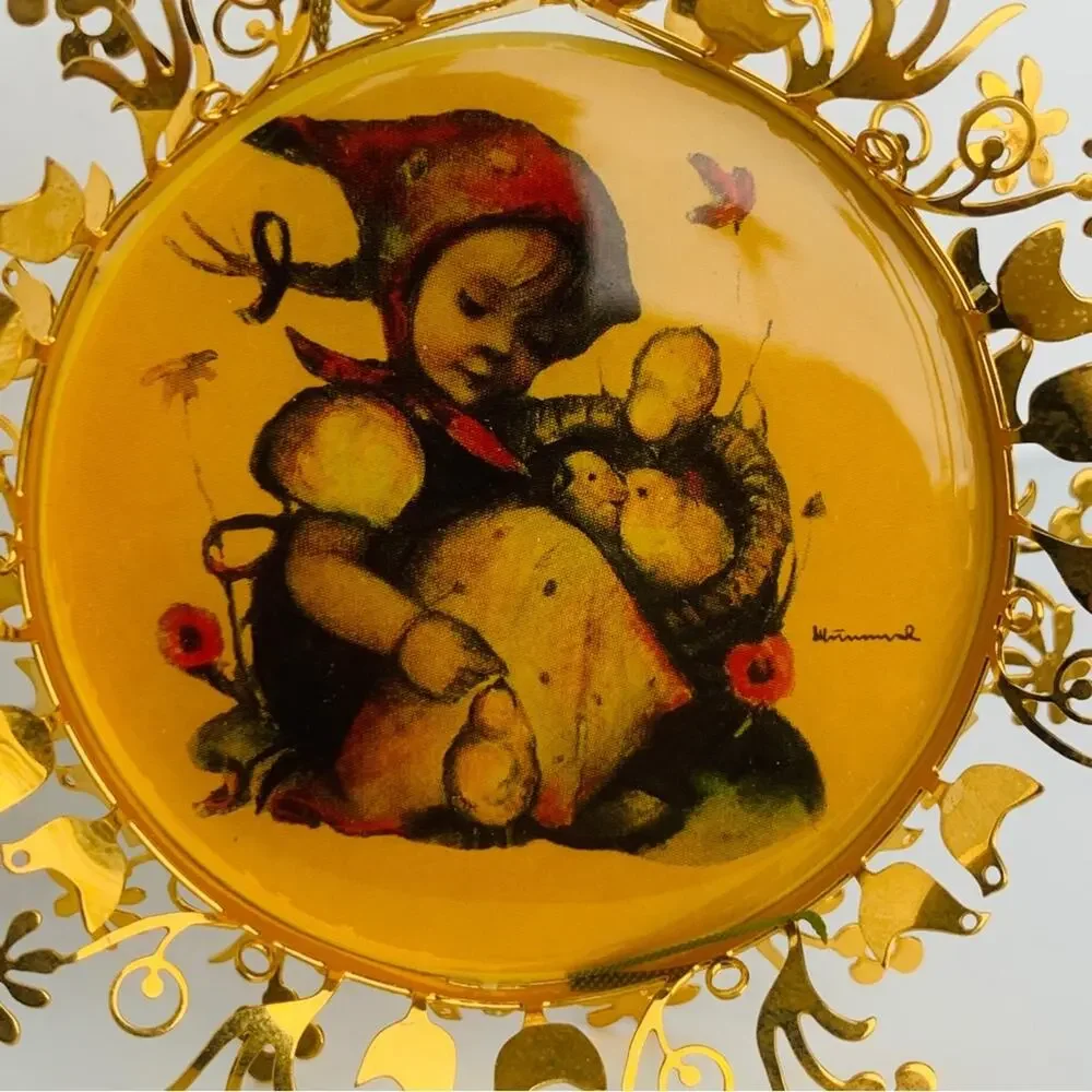 1986 Hummel Gold Ornament